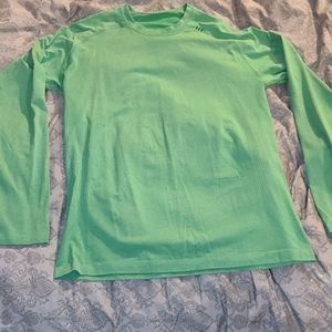 Long sleeve Lululemon shirt